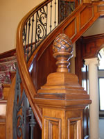 newel post