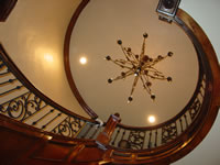 crown in circular room